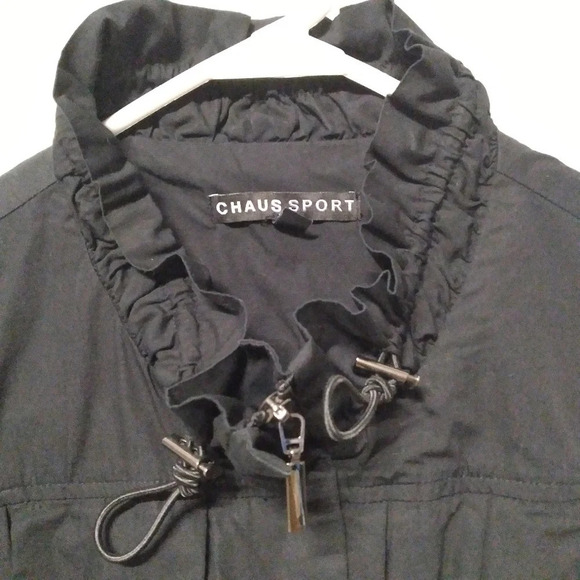 Chaus Sport Tiered Ruffle Jacket Black Zip Front Size Small - Picture 4 of 7